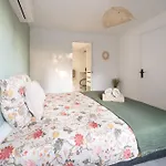 House With And Direct Access To Cazaux